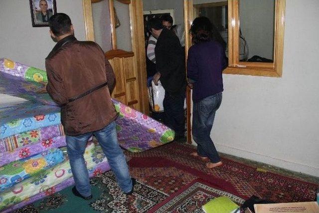 Bağlar Belediyesi Yoksul Aileye Yardım Eli Uzattı 1