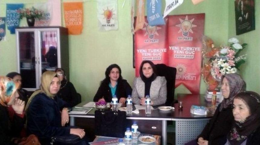 Ak Parti Tut İl&ccedil;esi Kadın Kolları Kongresi Ger&ccedil;ekleştirildi