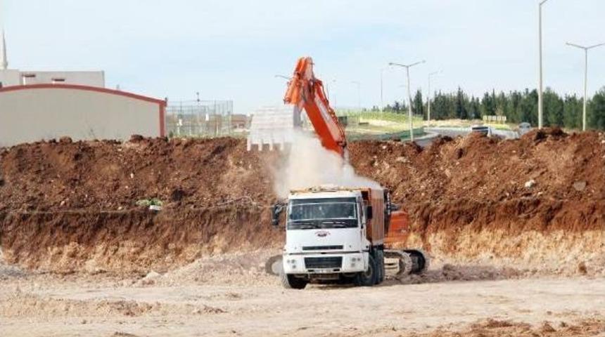 Suriyeli &Ouml;ğrencilere Harran &Uuml;niversitesi'nde Eğitim Verilecek