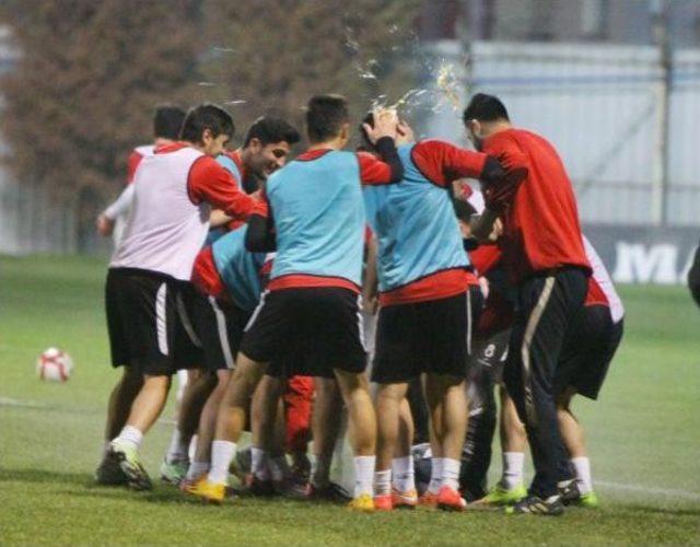 Manisaspor'da Neşeli Günler