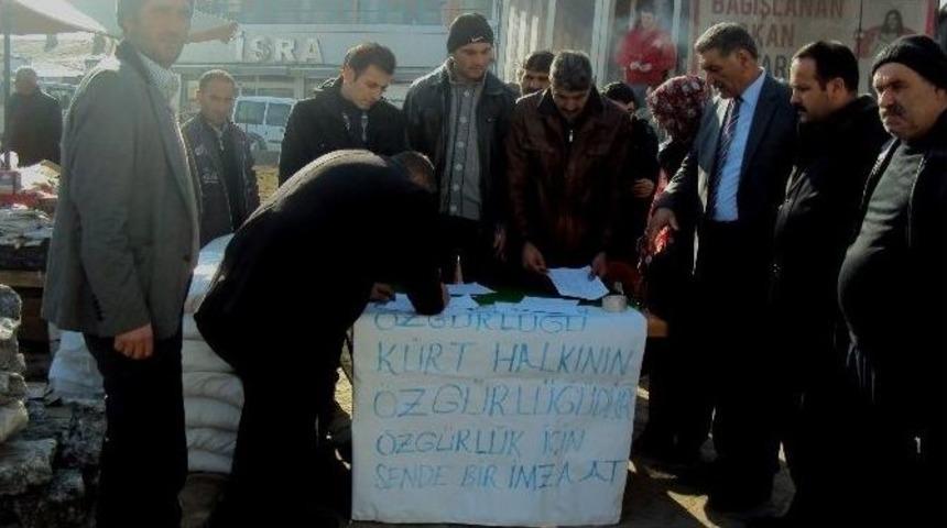 Tuzluca&rsquo;da &ldquo;&ouml;calan&rsquo;a &Ouml;zg&uuml;rl&uuml;k&rdquo; Standı Kuruldu