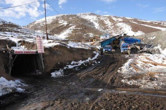 Sivas ta K&ouml;m&uuml;r Ocağında G&ouml;&ccedil;&uuml;k:1 &Ouml;l&uuml;, 1 Yaralı (3) 2