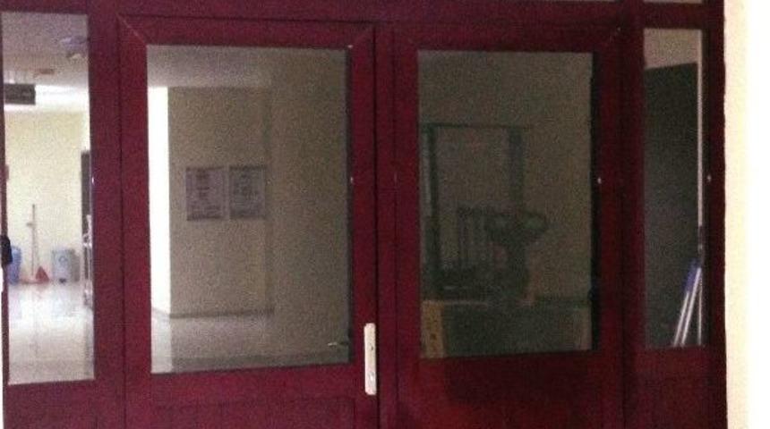 Mak&uuml; Bilim Adamlarını Bekliyor