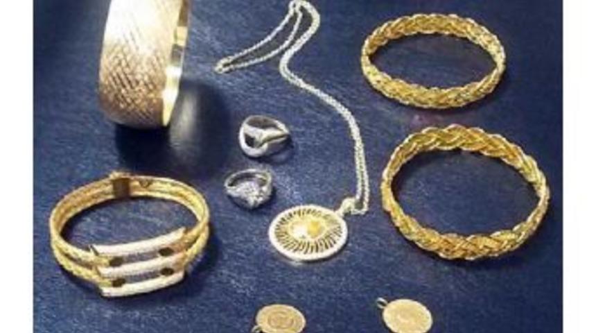 Parke D&ouml;şedikleri Evden Altın &Ccedil;alan Usta Ve &Ccedil;ırağı Tutuklandı