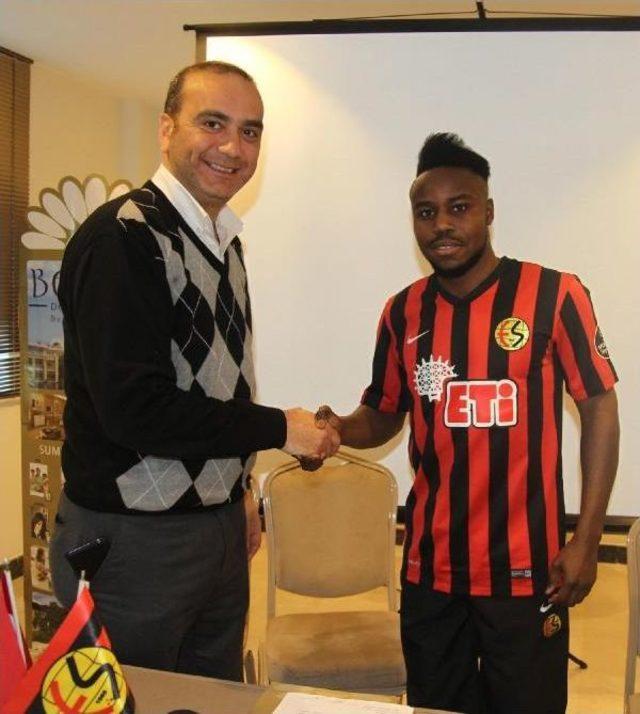 Eskişehirspor, Toko'yu Transfer Etti