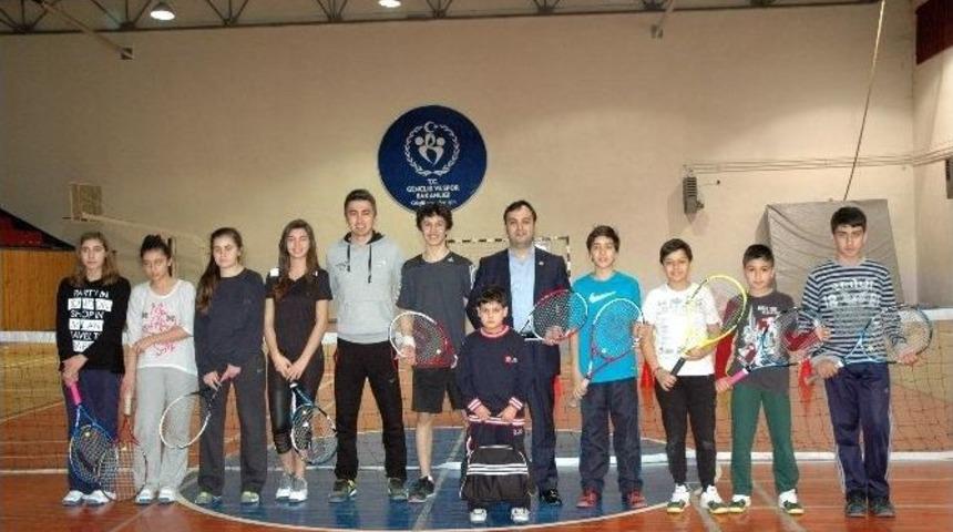 Başkan Mutlu, Tenis Ve Judo Takımlarının &Ccedil;alışmalarını İzledi