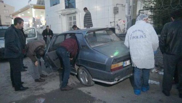 Terk Edilmiş Otomobilde 40 Bin Tabanca Mermisi Ele Ge&ccedil;irildi 3
