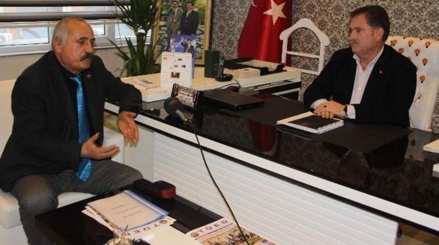 Emeklilerden Ak Parti&rsquo;ye Ziyaret