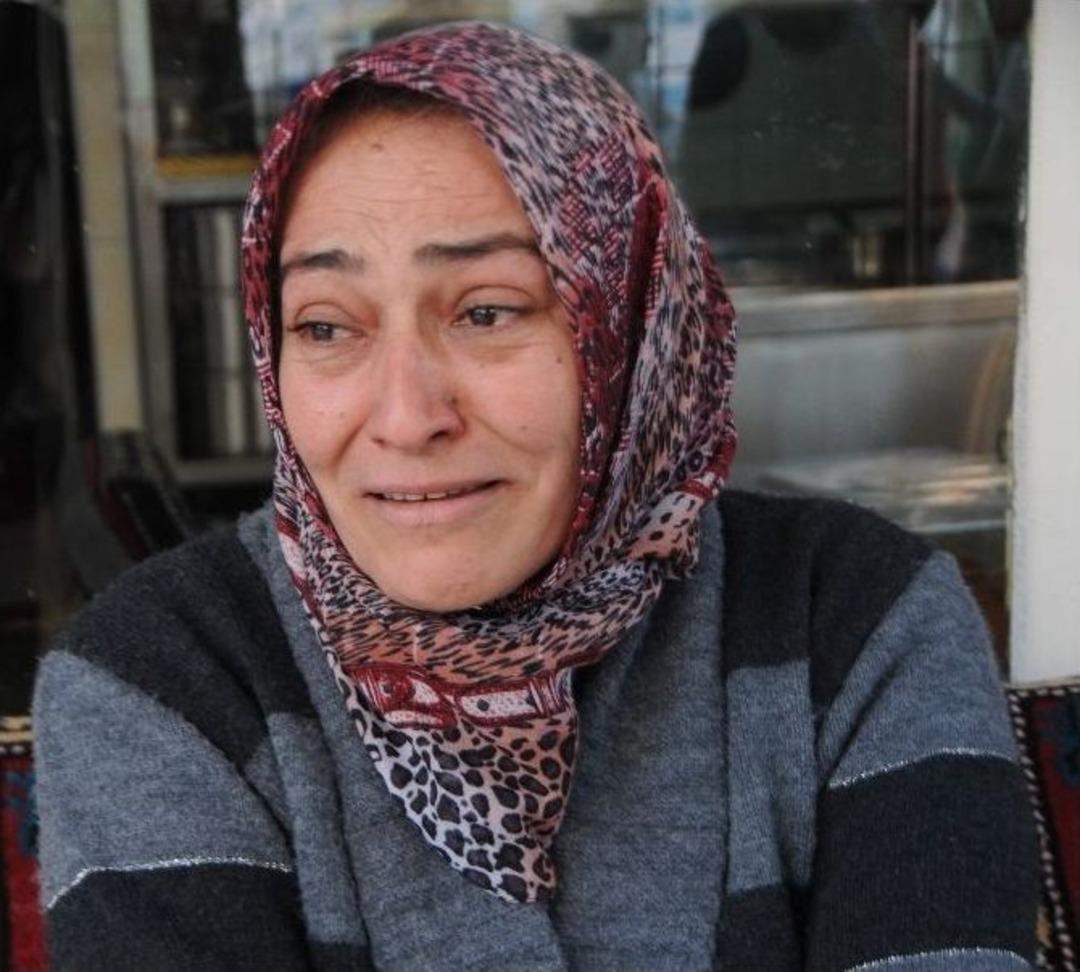 (&ouml;zel Haber) Bilezikleri Hocaya Okutulup Yokluk G&ouml;rmeyeceğine İnandırılan Kadın 8 Bin Tl&rsquo;sinden Oldu