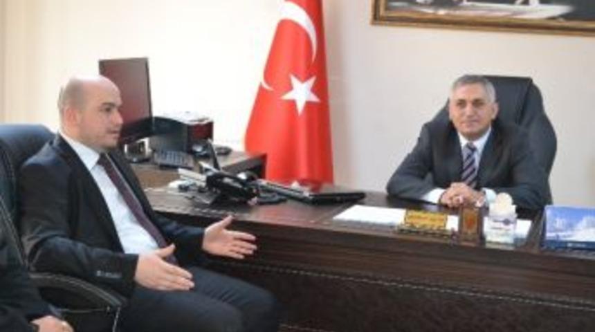 Ak Partililer, &Ccedil;erkezk&ouml;y İl&ccedil;e Emniyet M&uuml;d&uuml;r&uuml;n&uuml; Ziyaret Etti
