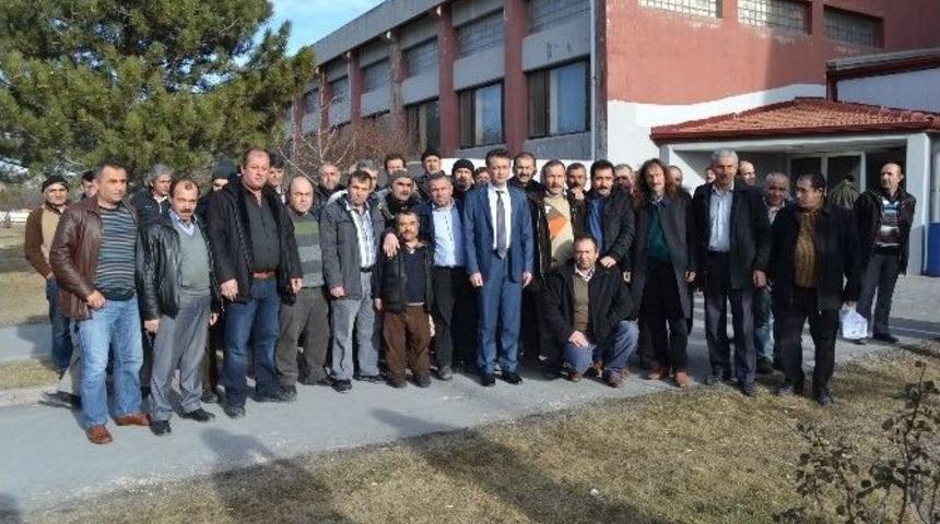 Şeker Fabrikasında &Ccedil;alışan Mevsimlik İş&ccedil;iler Kadro Bekliyor