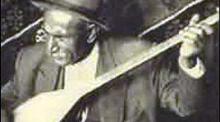 Aşık Veysel T&uuml;rk&uuml;leriyle Anılıyor