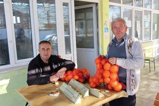 Portakallar İhtiyaç Sahiplerine Ulaştı