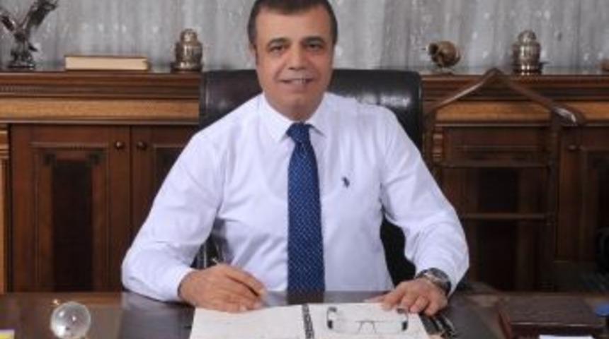 Uluslararası &Uuml;niversiteler Konseyi Başkanı Orhan Hikmet Azizoğlu: