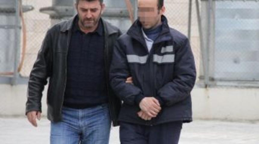 &Ccedil;&ouml;p&ccedil;&uuml; Yere &Ccedil;&ouml;p D&ouml;keni Bı&ccedil;akladı