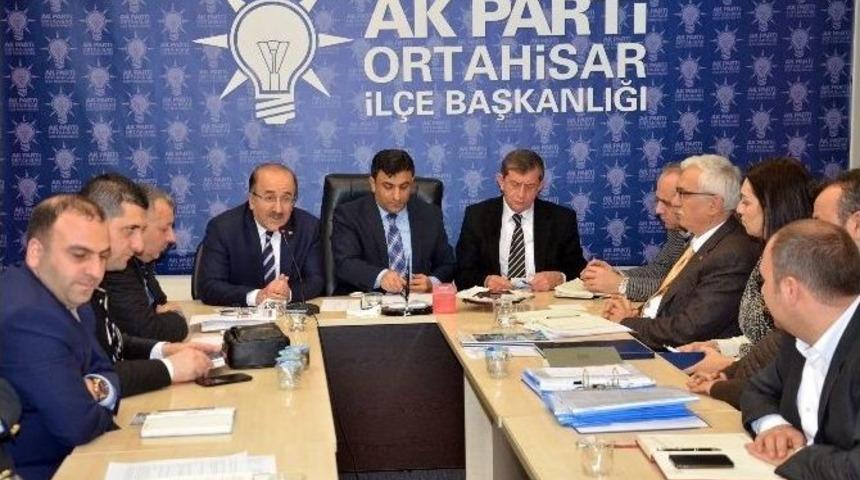 Başkan G&uuml;mr&uuml;k&ccedil;&uuml;oğlu Ve Ak Parti Ortahisar İl&ccedil;e Teşkilatından Karşılıklı Ziyaretler