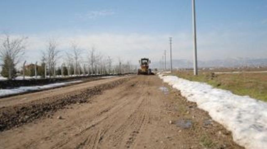 Bolvadinde Yol Onarım &Ccedil;alışması