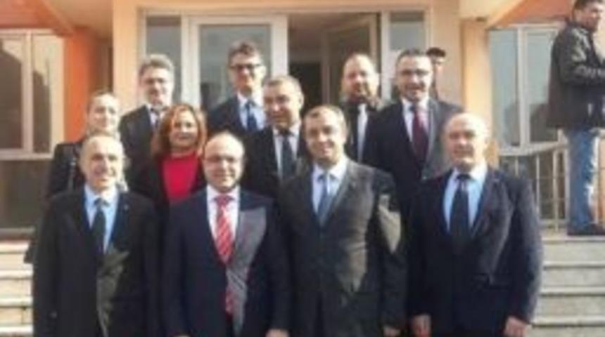 Melikgazi Y&ouml;netimi Yırık&rsquo;ı Ziyaret Etti