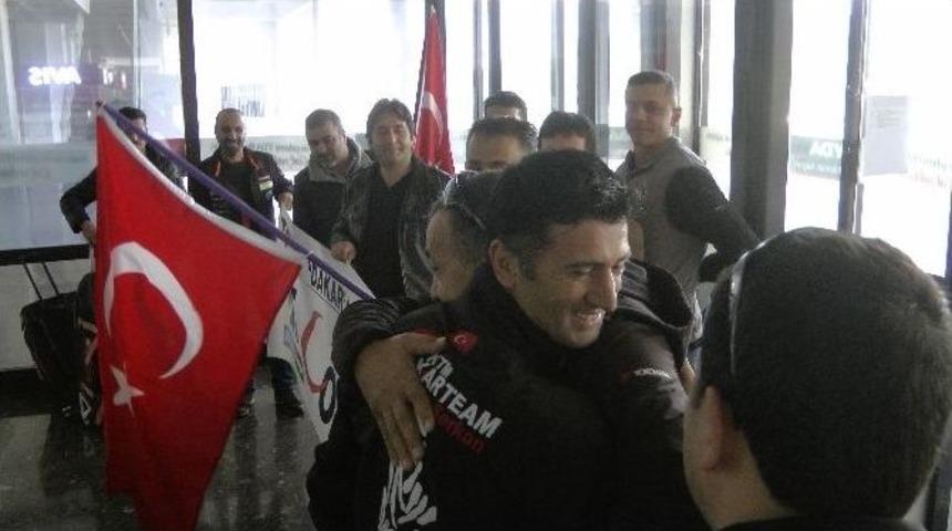 Dakar Rallisinde T&uuml;rkiye&rsquo;yi Temsil Etti