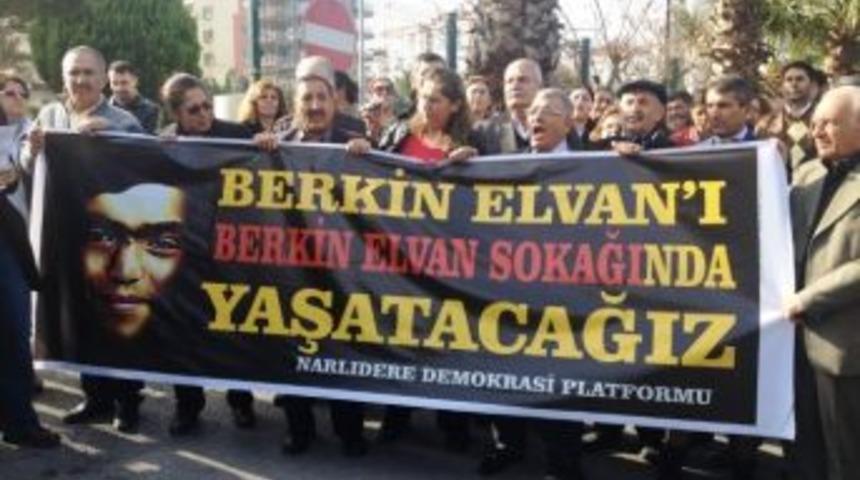 Kaymakama &lsquo;berkin Elvan Sokağı&rsquo; Protestosu