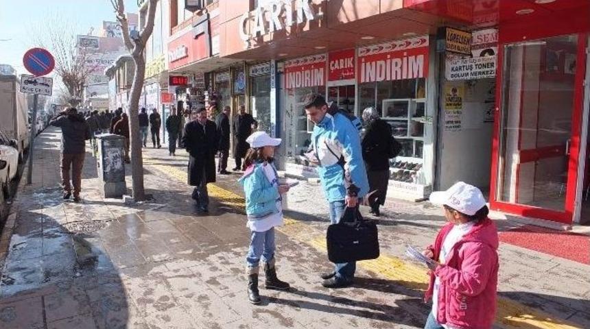 Van&rsquo;da &lsquo;sen De G&uuml;naydın Der Misin?&rsquo; Etkinliği