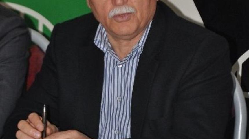 Sakaryaspor Kul&uuml;p Başkanı Selahattin Aydın Basın Toplantısı D&uuml;zenledi