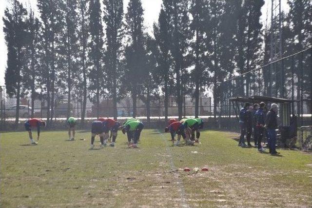 Sakaryaspor Kulüp Başkanı Selahattin Aydın Basın Toplantısı Düzenledi