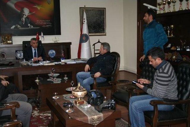 Gazetecilerden Ercan Çakmak’a Ziyaret