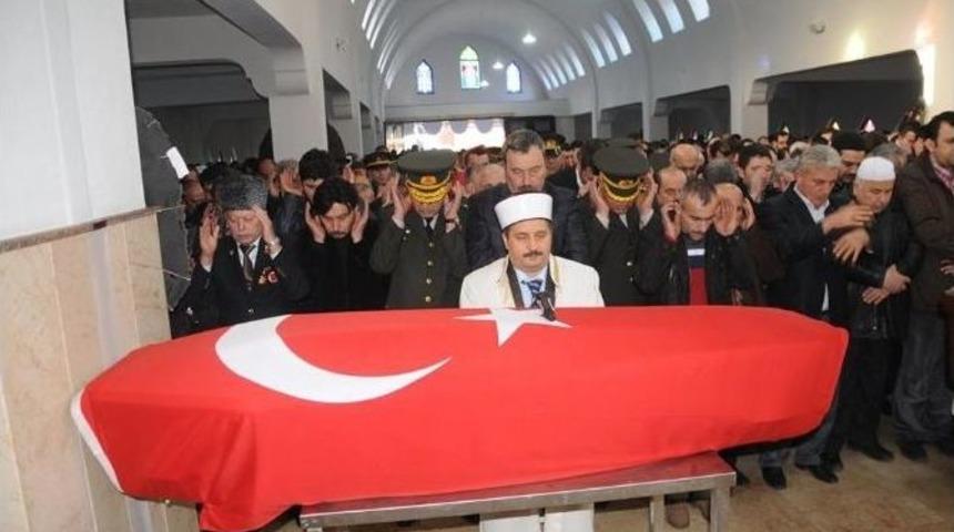 Kıbrıs Gazisi Son Yolculuğuna Uğurlandı