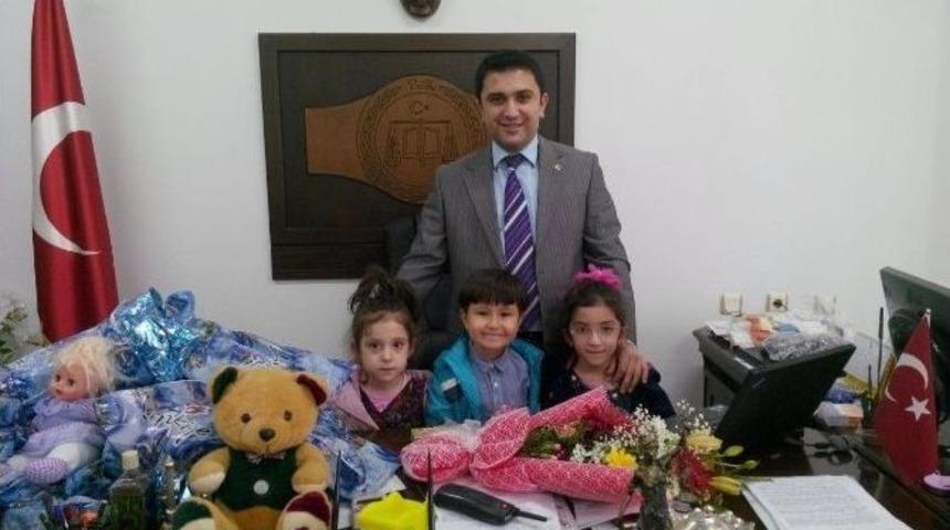 Kreş &Ouml;ğrencilerinden Cezaevinde Kalan &Ccedil;ocuklara Oyuncak