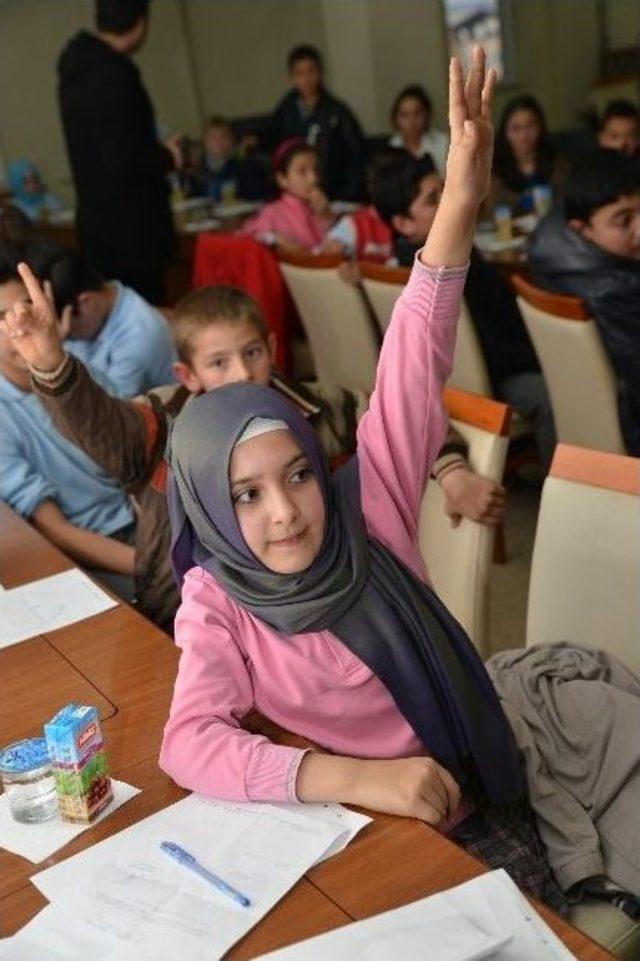 Erbaa&rsquo;da &Ccedil;ocuk Meclisi 1