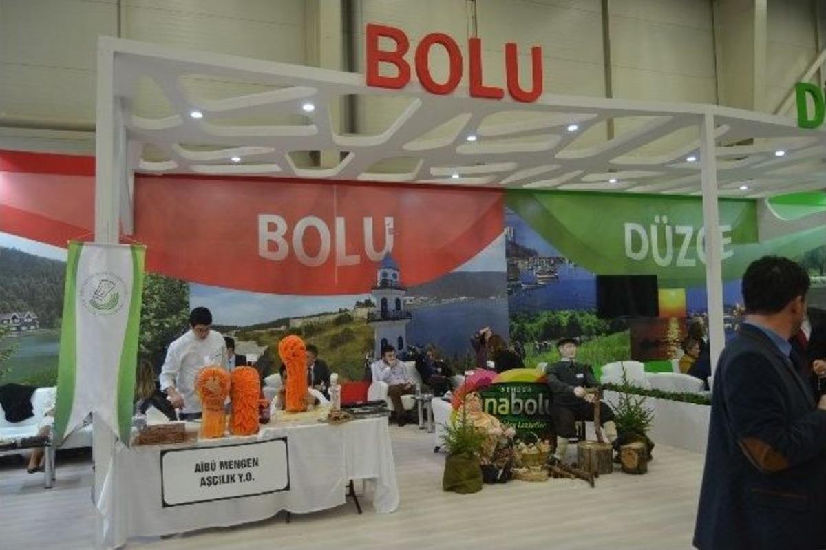 Bolulu Aş&ccedil;ılar, Kabaktan Heykel Yaptı