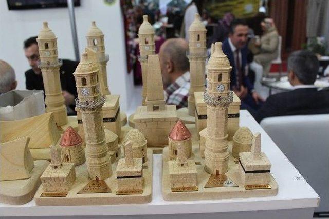 Bayburt Kültürü Emıtt’e Görücüye Çıktı