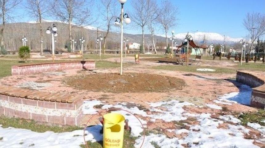 G&ouml;lbaşı İl&ccedil;esinde Parka Zarar Verenler Yakalandı