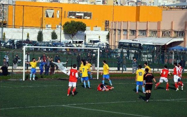 Karpuzlu Belediyespor’a Şampiyonluk Şarkısı