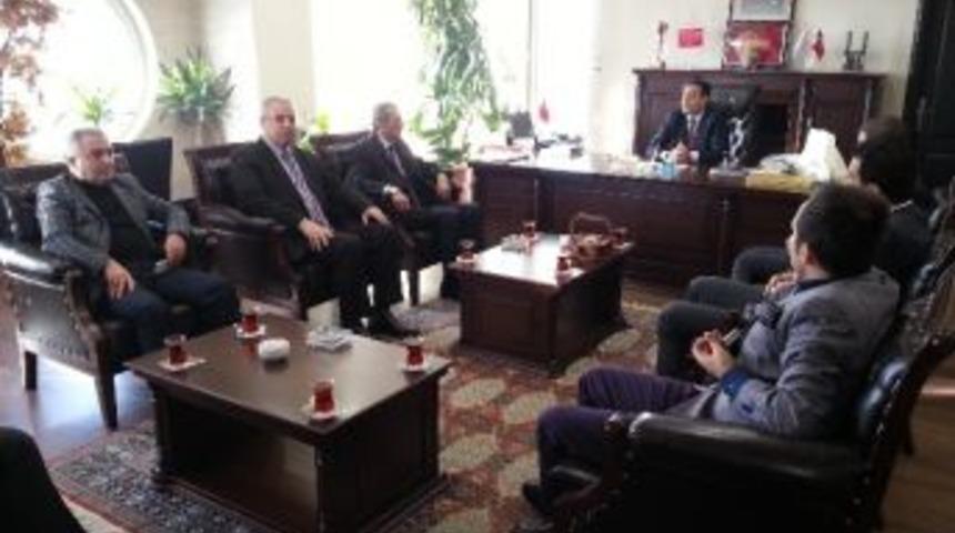 Ak Parti İl Başkanı Fatih Yeşilyurt&rsquo;tan Erzurum Barosuna Ziyaret