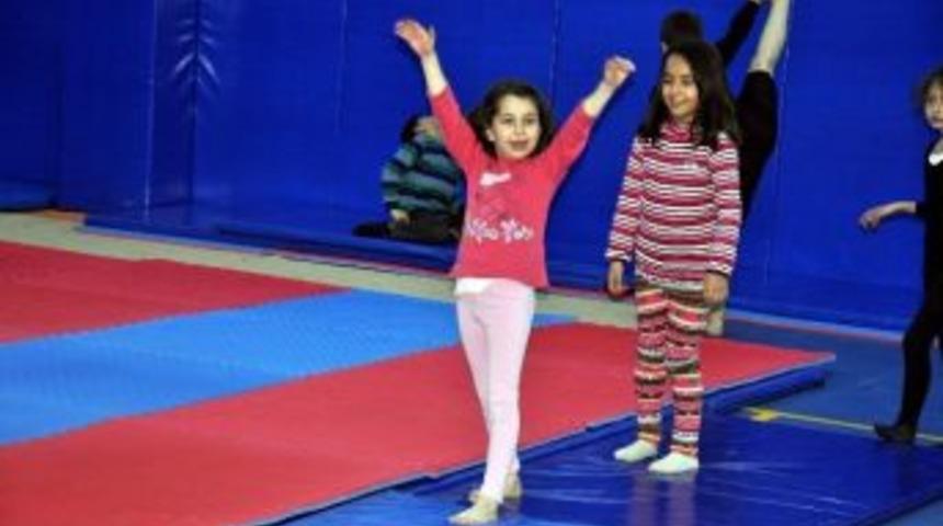 Nevşehir&rsquo;de 250 &Ouml;ğrenci Jimnastik Kurslarına Katlıyor
