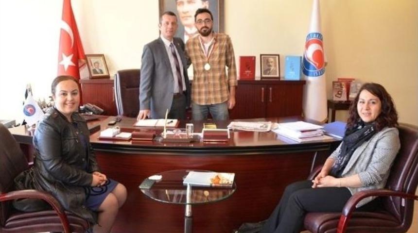 Mak&uuml; &Ouml;ğrencisinden Proje Başarısı