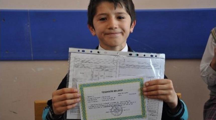 Sivas&rsquo;ta &Ouml;ğrenciler Karne Heyecanı Yaşadı