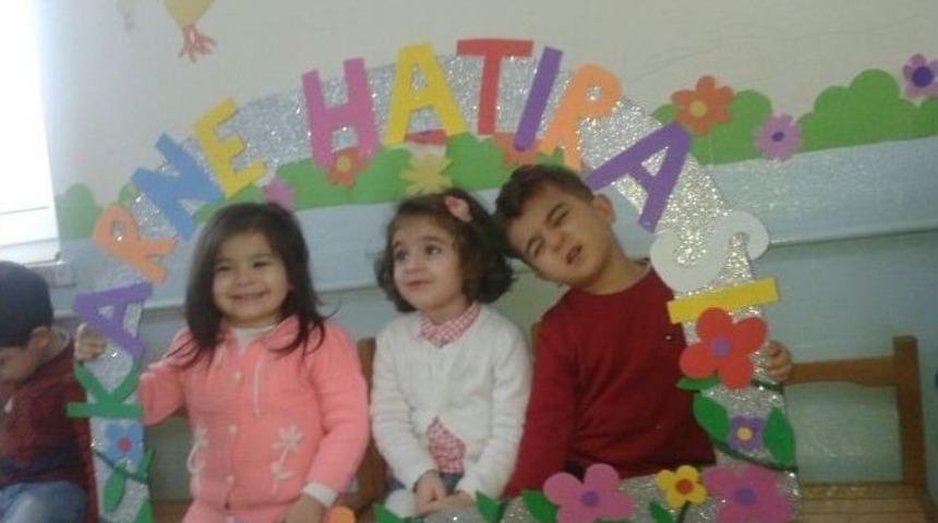 Anaokulu &Ouml;ğrencilerinin Karne Heyecanı