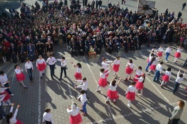 Fatsa&rsquo;da &Ouml;ğrencilerin Karne Heyecanı 1