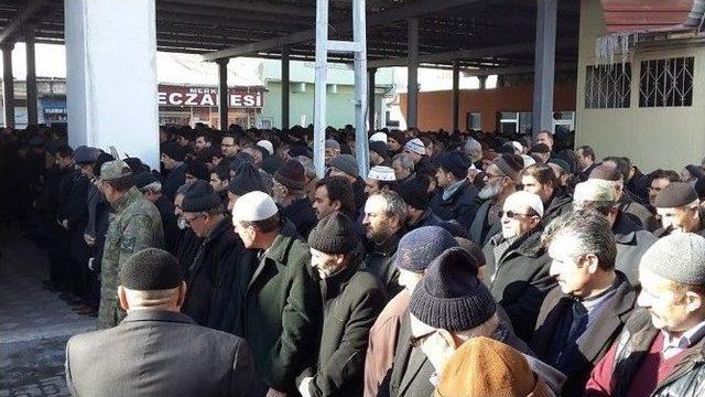 Kocabeyoğlu Son Yolculuğuna Uğurlandı 2