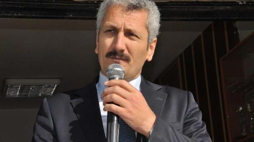 Manisa Milli Eğitim M&uuml;d&uuml;r&uuml;: &Ccedil;ocuklara Akıllı Telefon Almayın