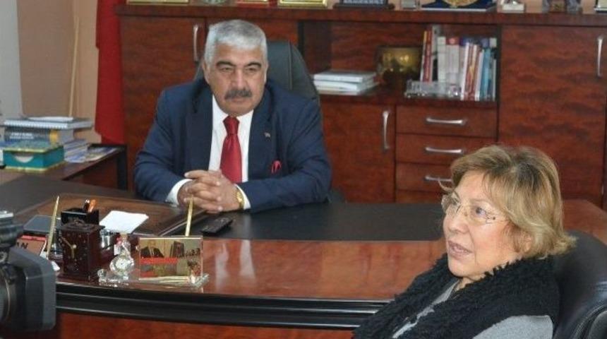 Eski Bakan İmren Aykut, Başkan Öztürk’ü Ziyaret Etti