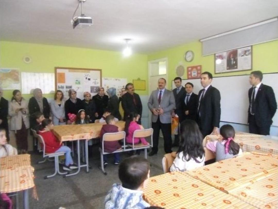 Kaymakam Kazancı; Karne T&ouml;renine Katıldı