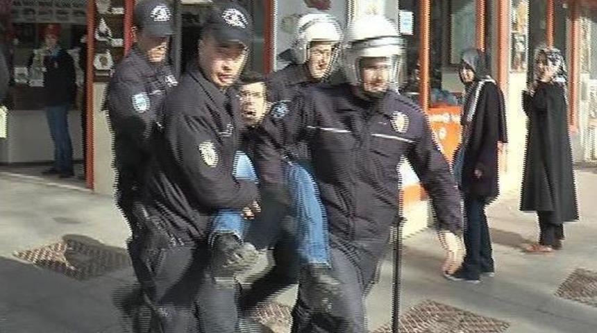 İzmit'te Berkin Elvan Gözaltısı