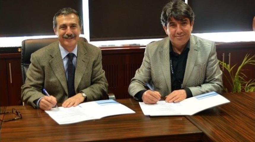 Tepebaşı Belediyesi Personeline İndirimli Sağlık Hizmeti