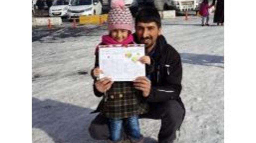 &Ouml;ğrencilerin Karne Heyecanı...