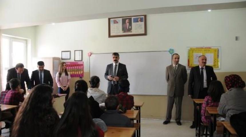 Doğu'da Karne Sevinci