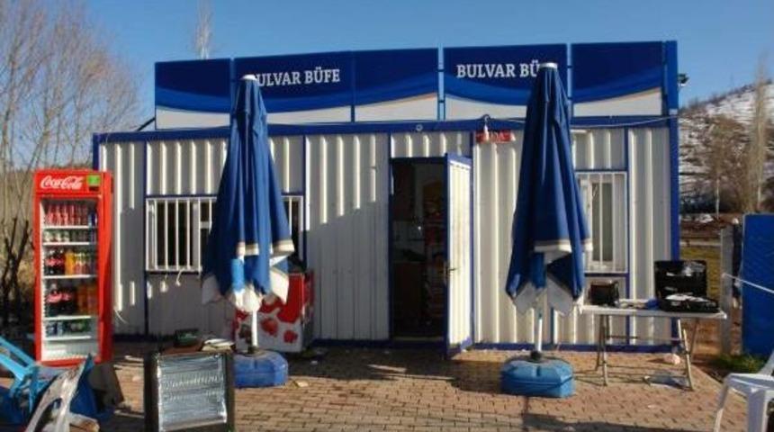 B&uuml;feden Sigara Ve I&ccedil;ki &Ccedil;alındı